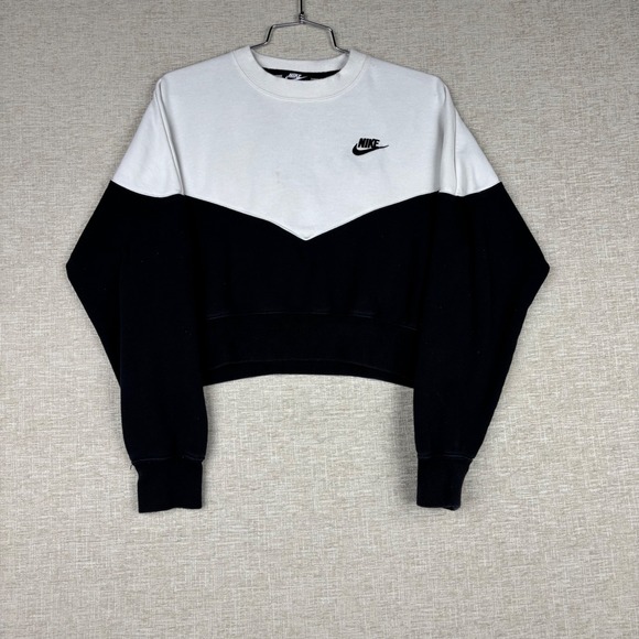 Nike Tops - Nike Womens Sportswear Cropped Chevron Colorblock Sweatshirt Black White Medium
